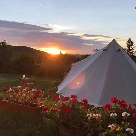 Κάμπινγκ Glamp-inn Kapolcs