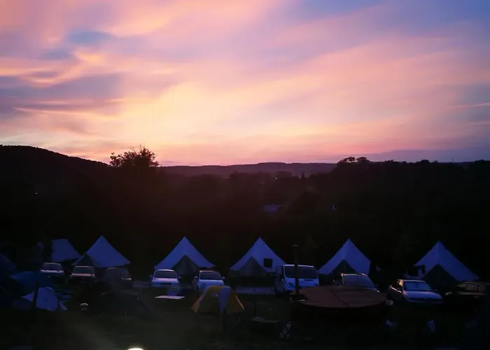 Glamp-inn *
